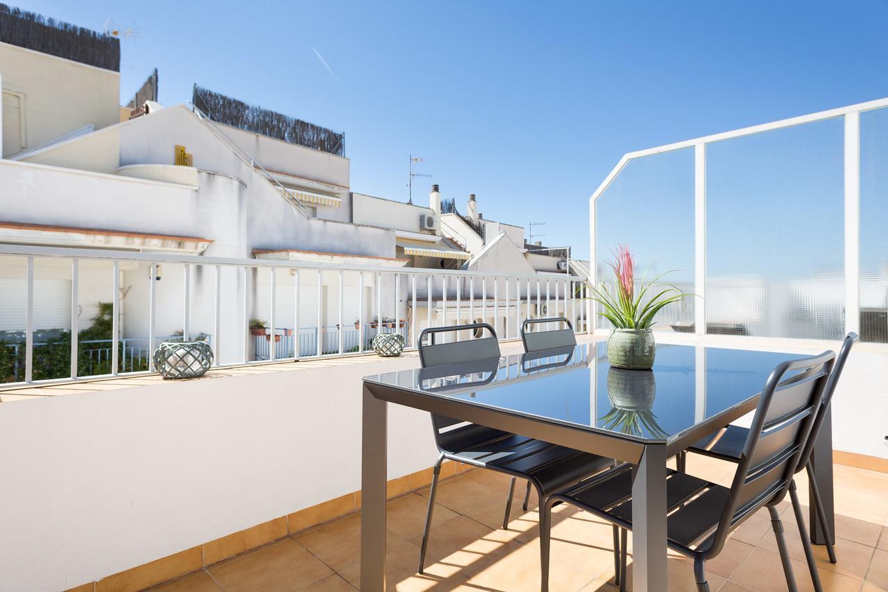 Sitges Group Calm Beach Exterior photo